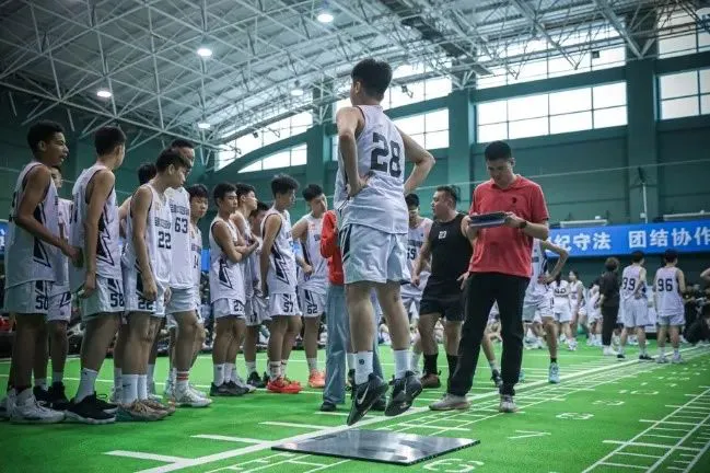 制定篮球交流计划以促进个人技能发展的方法_0